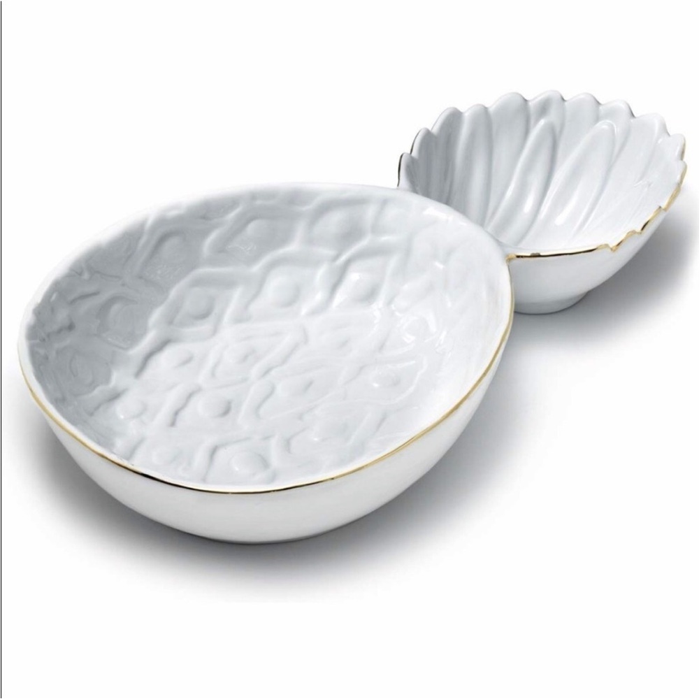 Lilly Pulitzer White Gold Rim Porcelain 15"L Glazed Pineapple Serving Bowl NWOT